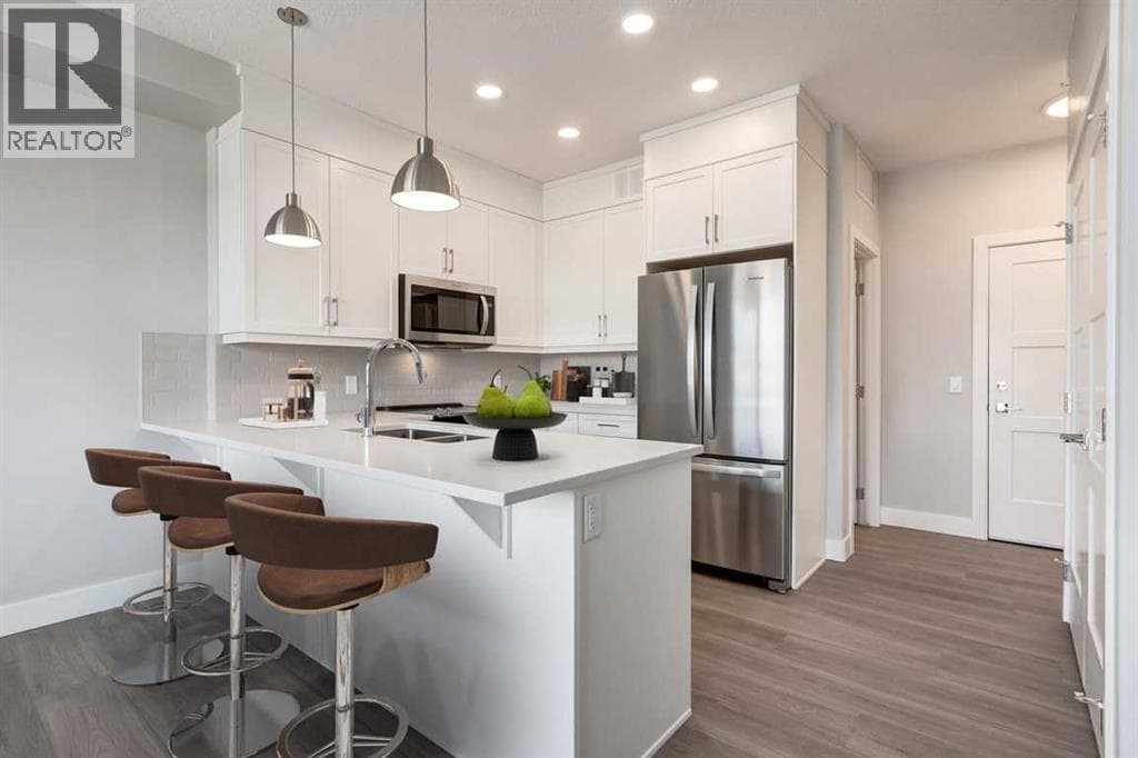 1418, 63 Arbour Lake Court NW