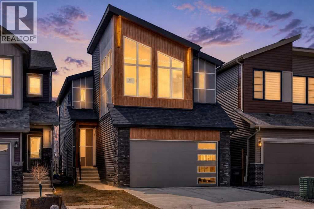 55 Silver Spruce Grove SW
