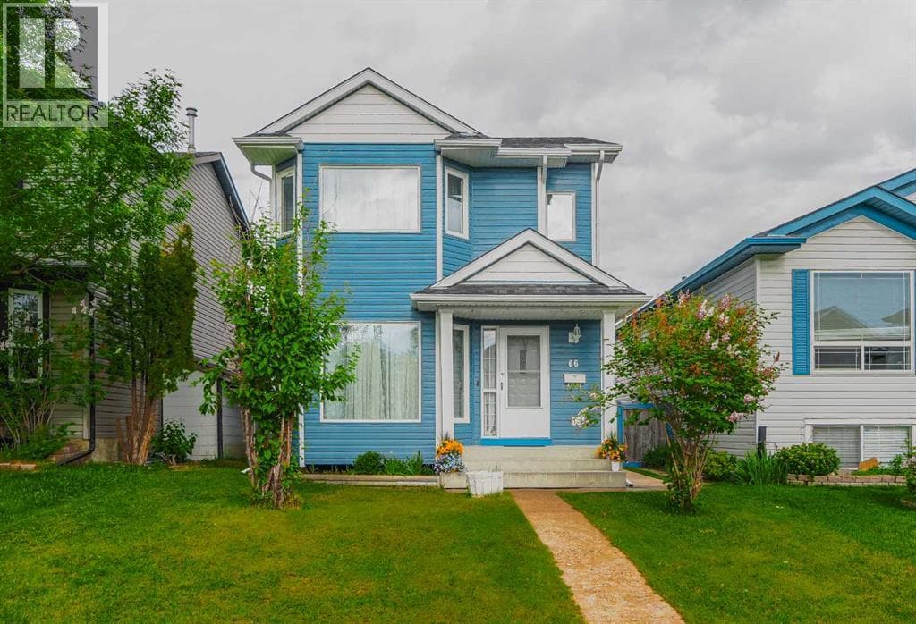 66 Martin Crossing Close NE