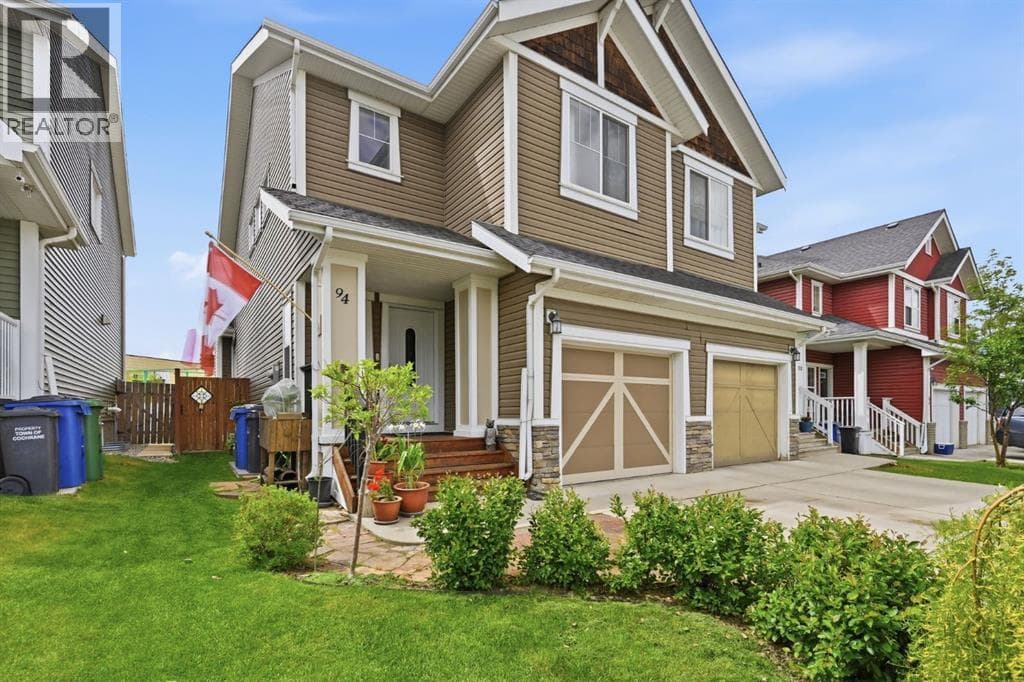 94 River Heights Crescent