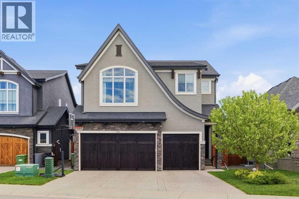 134 Cranbrook Circle SE