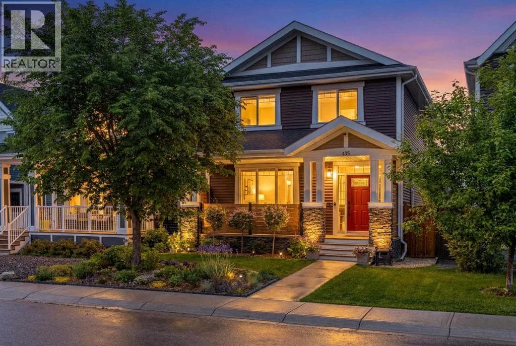 435 River Heights Crescent