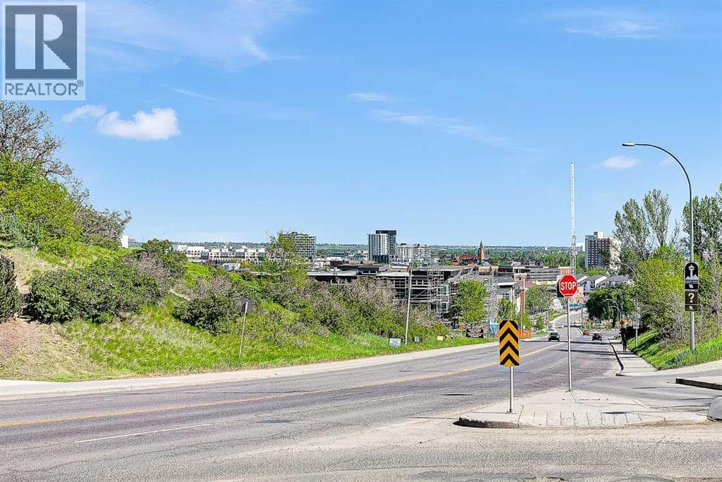 107, 611 Edmonton Trail NE