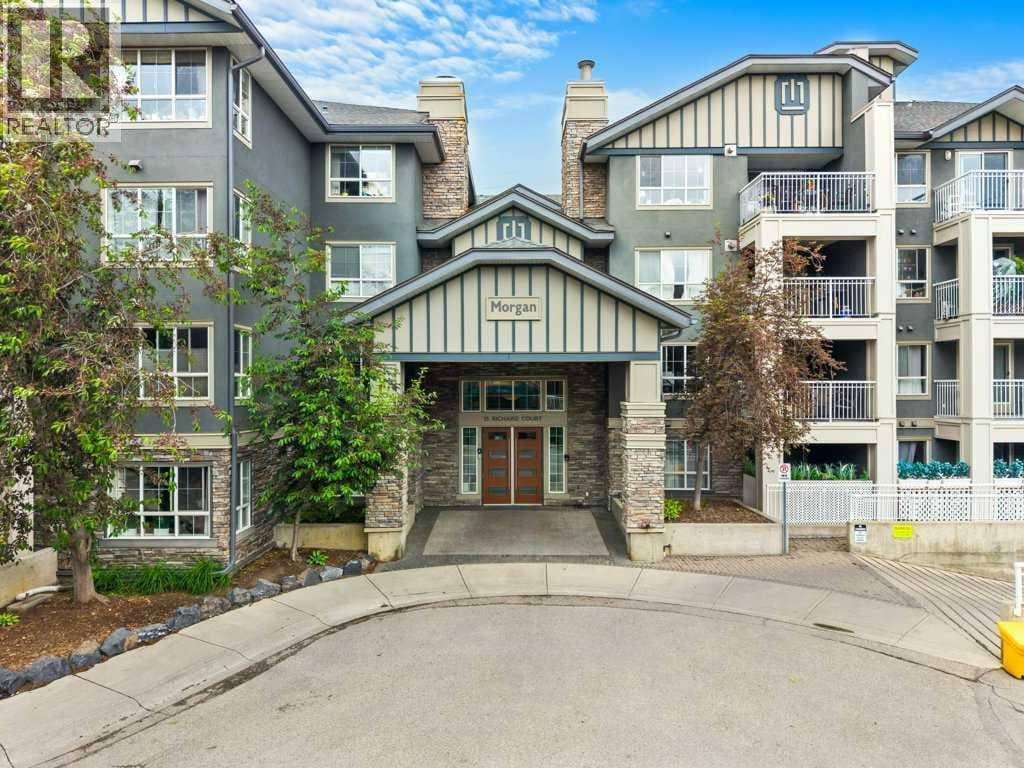 356, 35 Richard Court SW