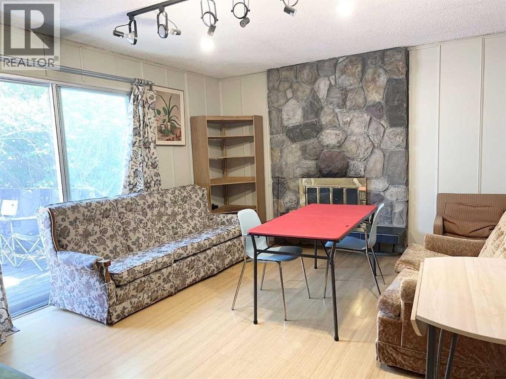 105 Valhalla Crescent NW — photo 5
