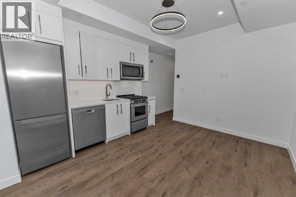 305, 110 18A Street NW — photo 10