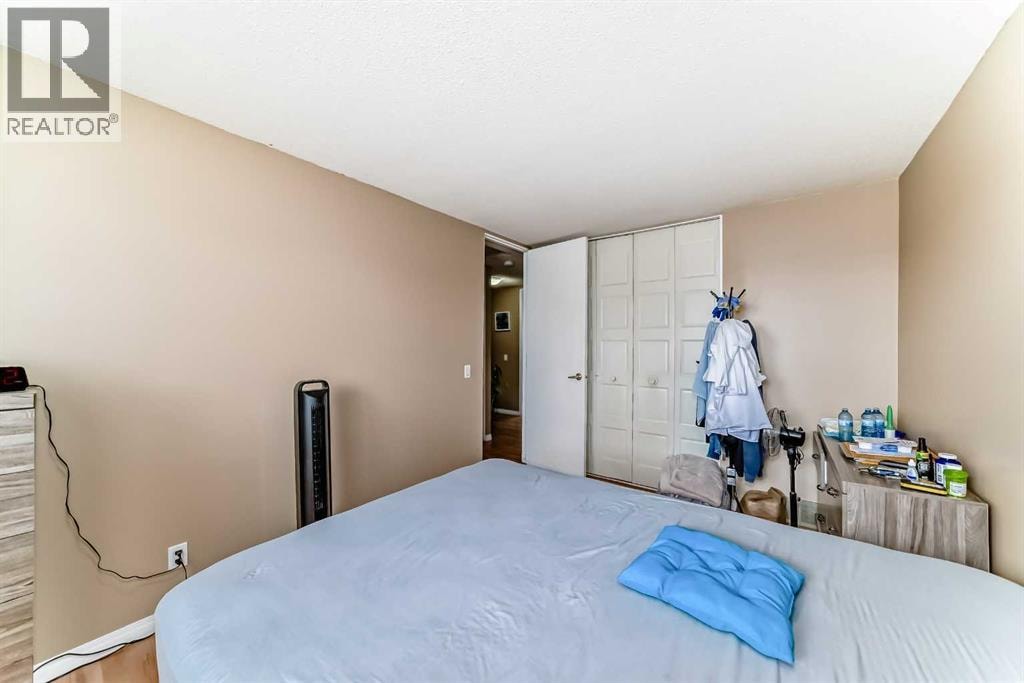 609 40 Street NE — photo 20