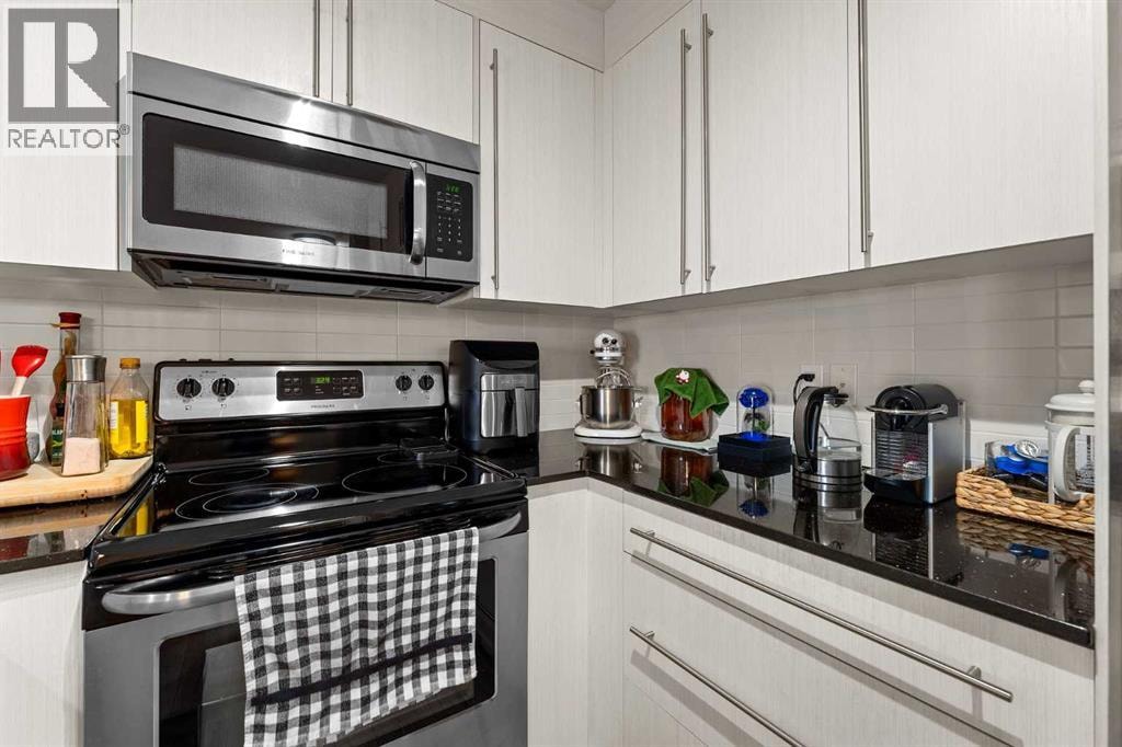 3407, 11 Mahogany Row SE — photo 7