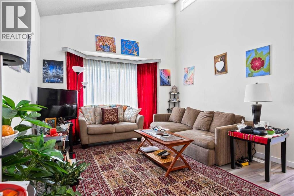 44 Taraglen Place NE — photo 4