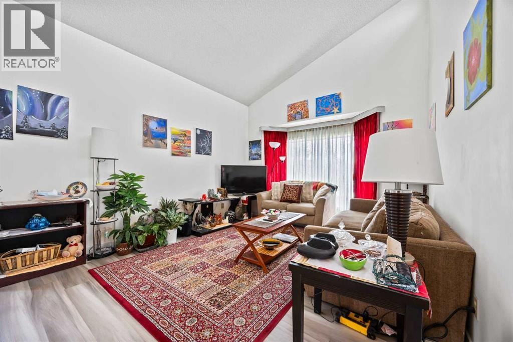 44 Taraglen Place NE — photo 7