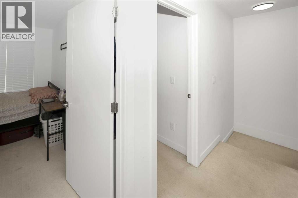 633 savanna Boulevard NE — photo 22