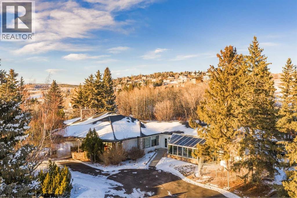 187 Slopeview Drive SW — photo 9