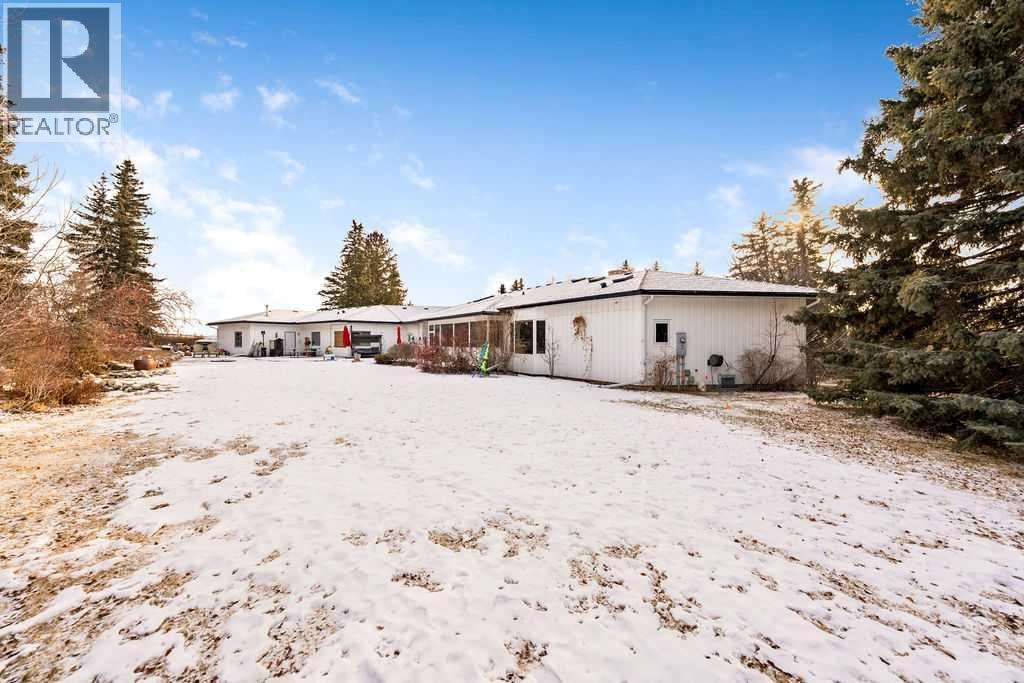 187 Slopeview Drive SW — photo 26