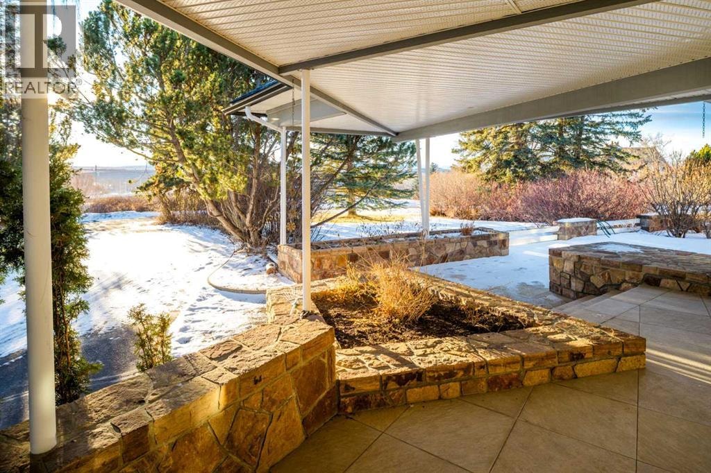 187 Slopeview Drive SW — photo 32