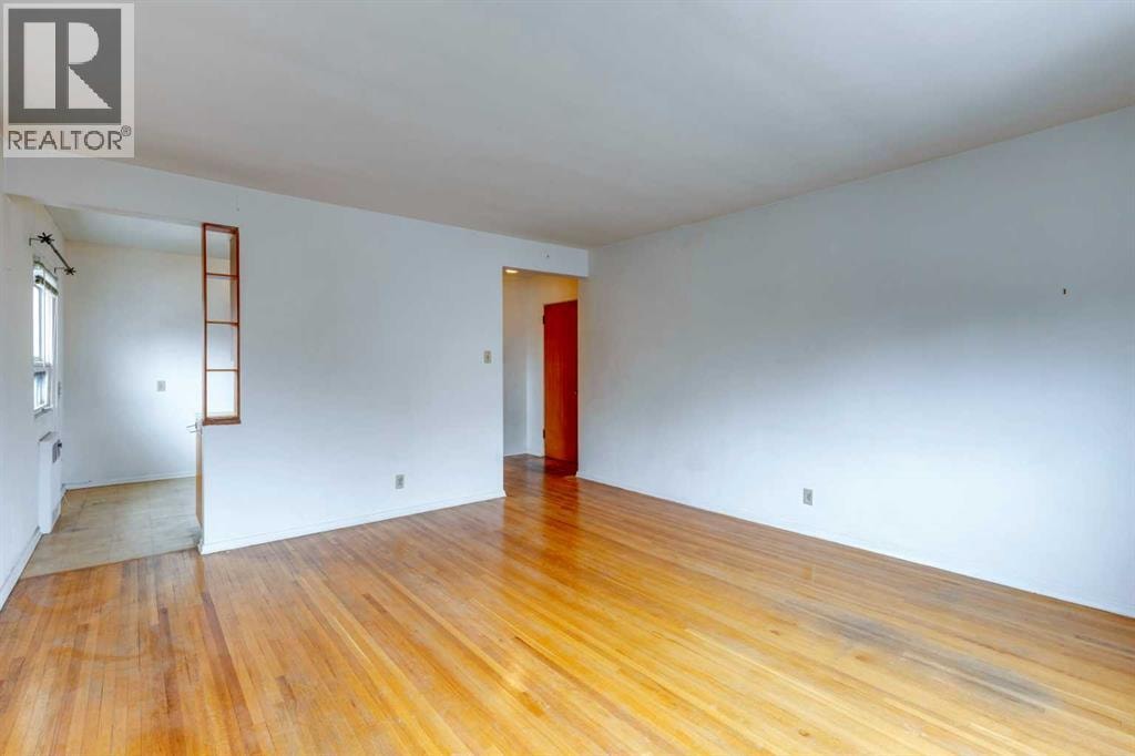 1216 15 Avenue SW — photo 37