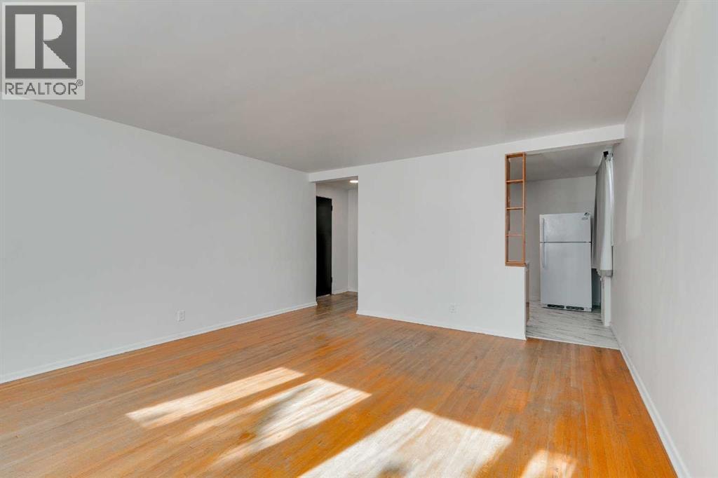 1216 15 Avenue SW — photo 19