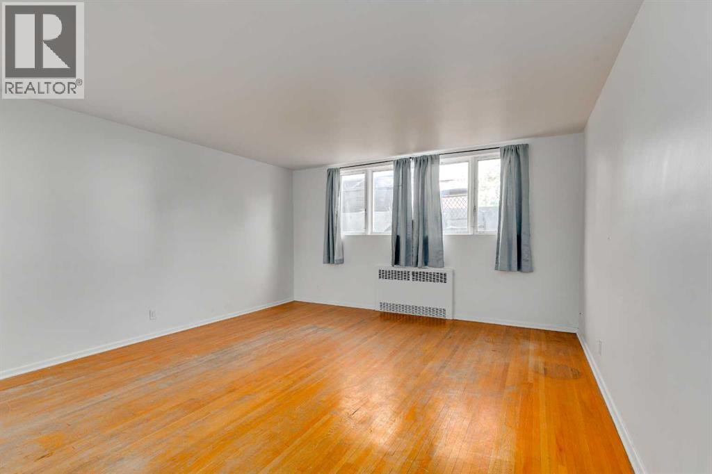 1216 15 Avenue SW — photo 24