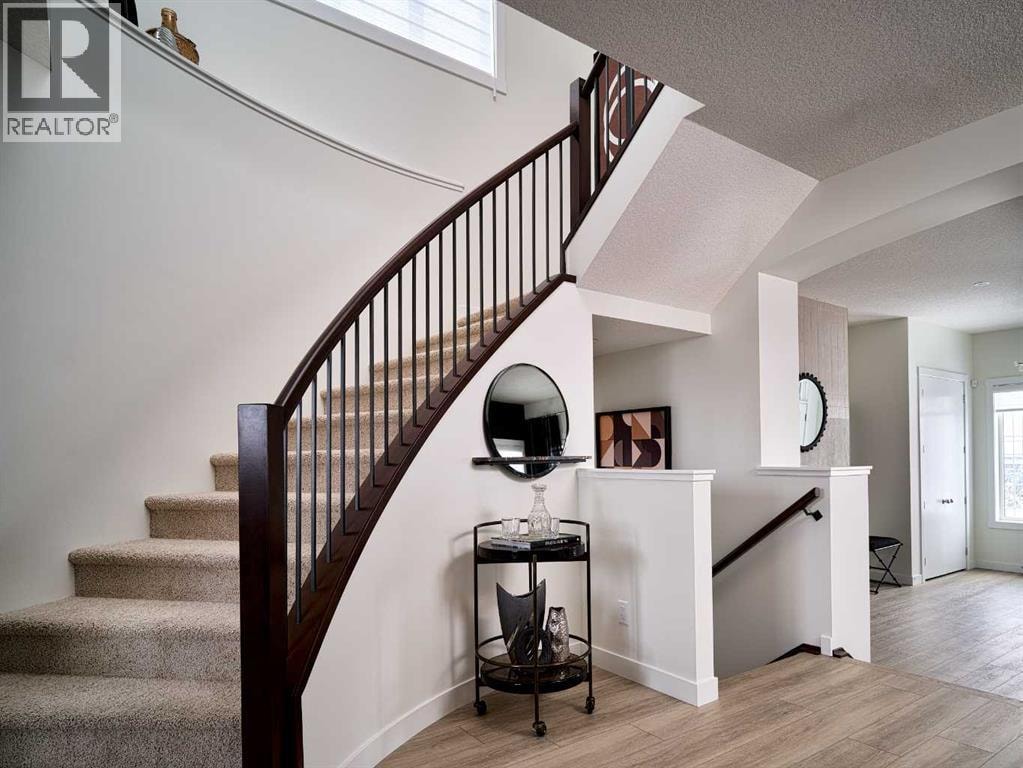 906 Chinook Winds Meadow SW — photo 10