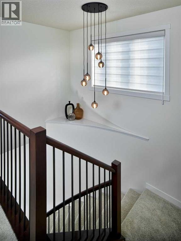 906 Chinook Winds Meadow SW — photo 11