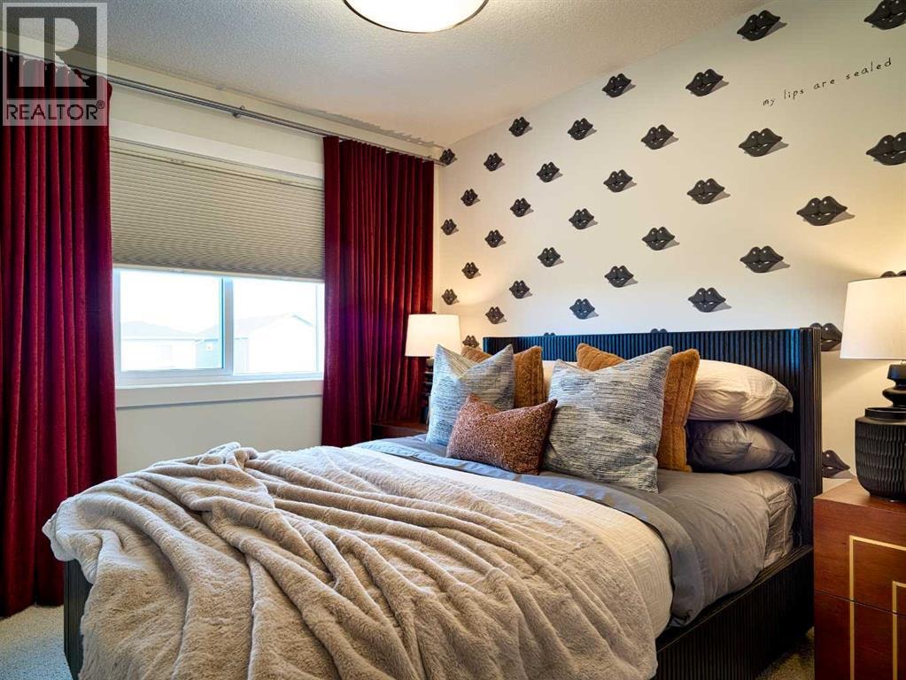 906 Chinook Winds Meadow SW — photo 16
