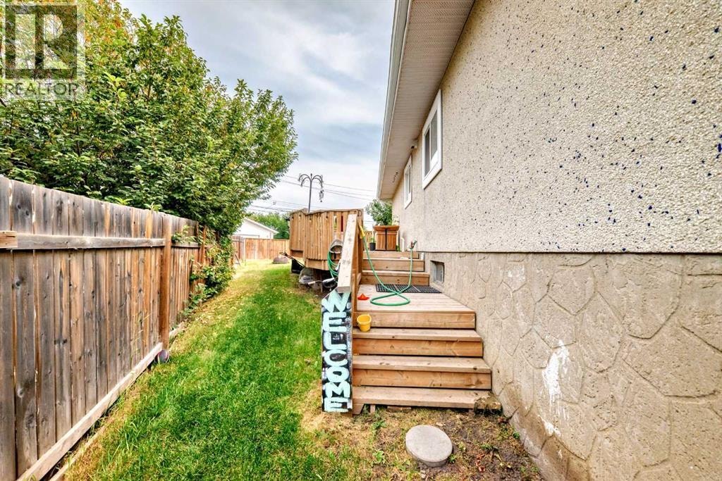 203 Penbrooke Close SE — photo 23