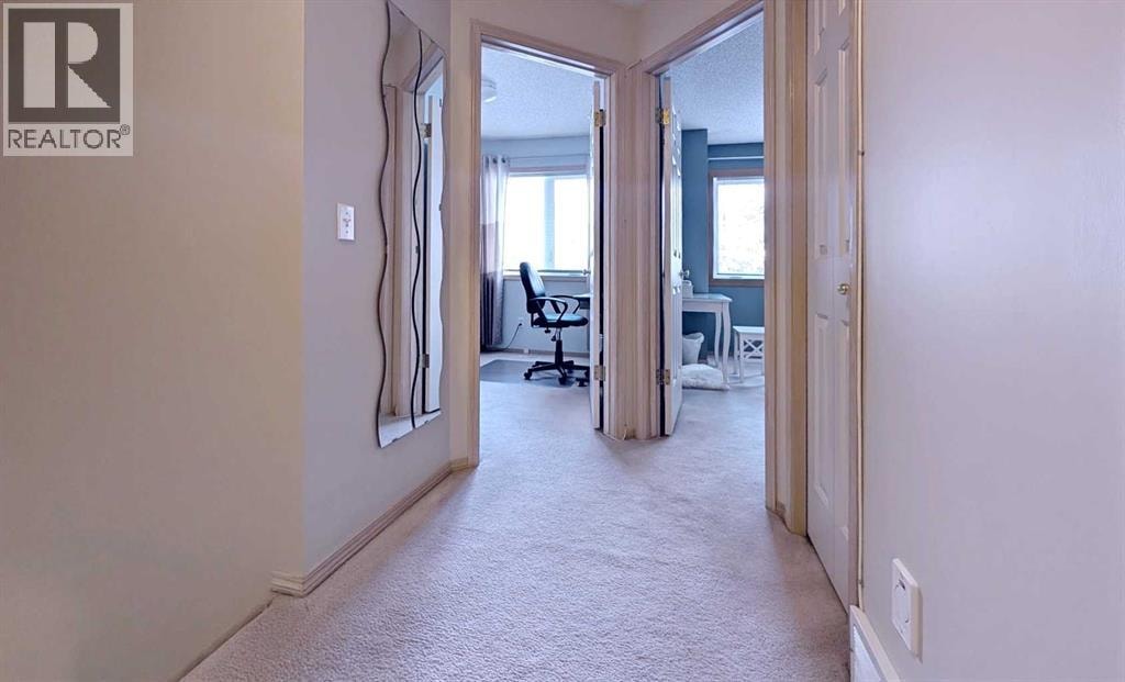 12 Shawbrooke Court SW — photo 31