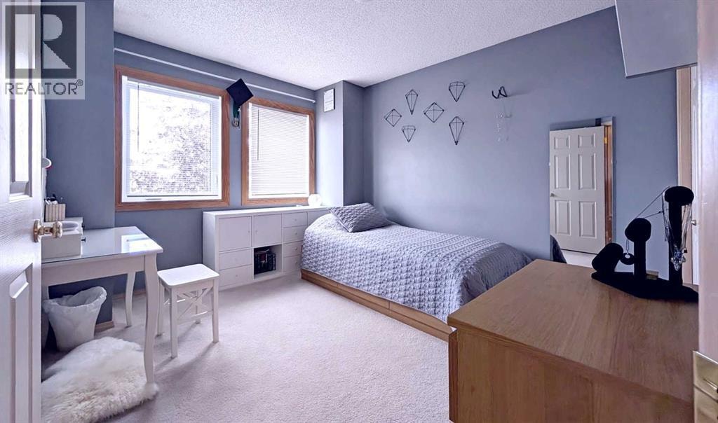 12 Shawbrooke Court SW — photo 27