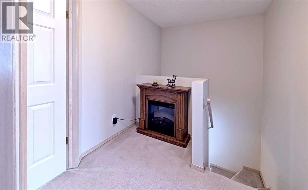 12 Shawbrooke Court SW — photo 30