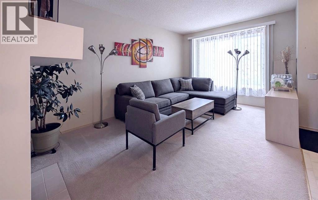 12 Shawbrooke Court SW — photo 8