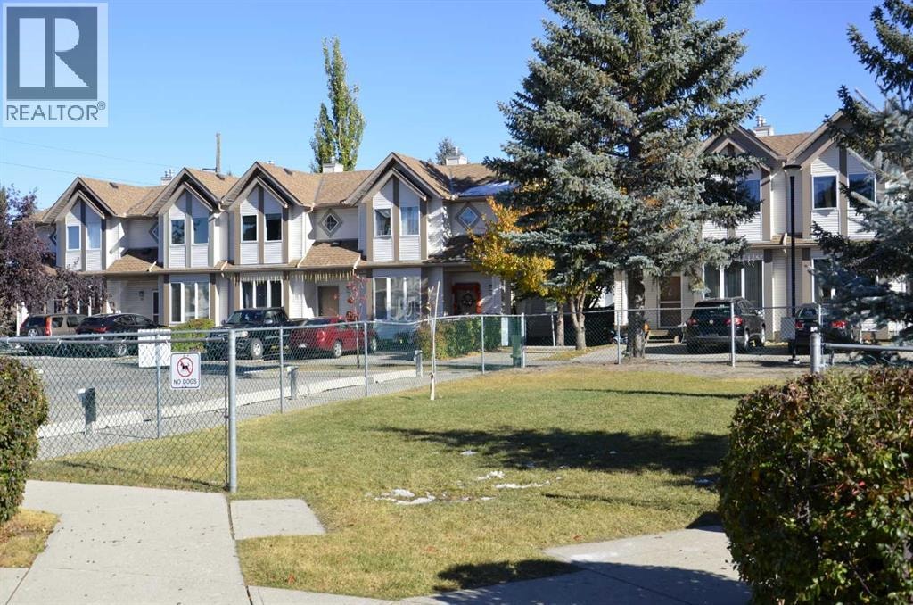 12 Shawbrooke Court SW — photo 3