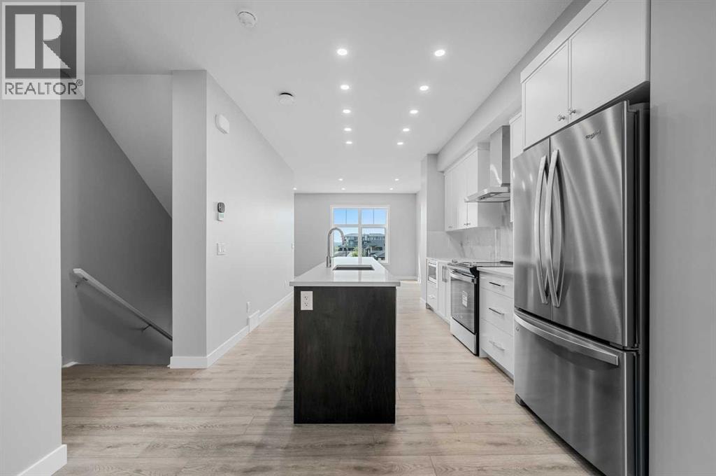 607 Mahogany Road SE — photo 4