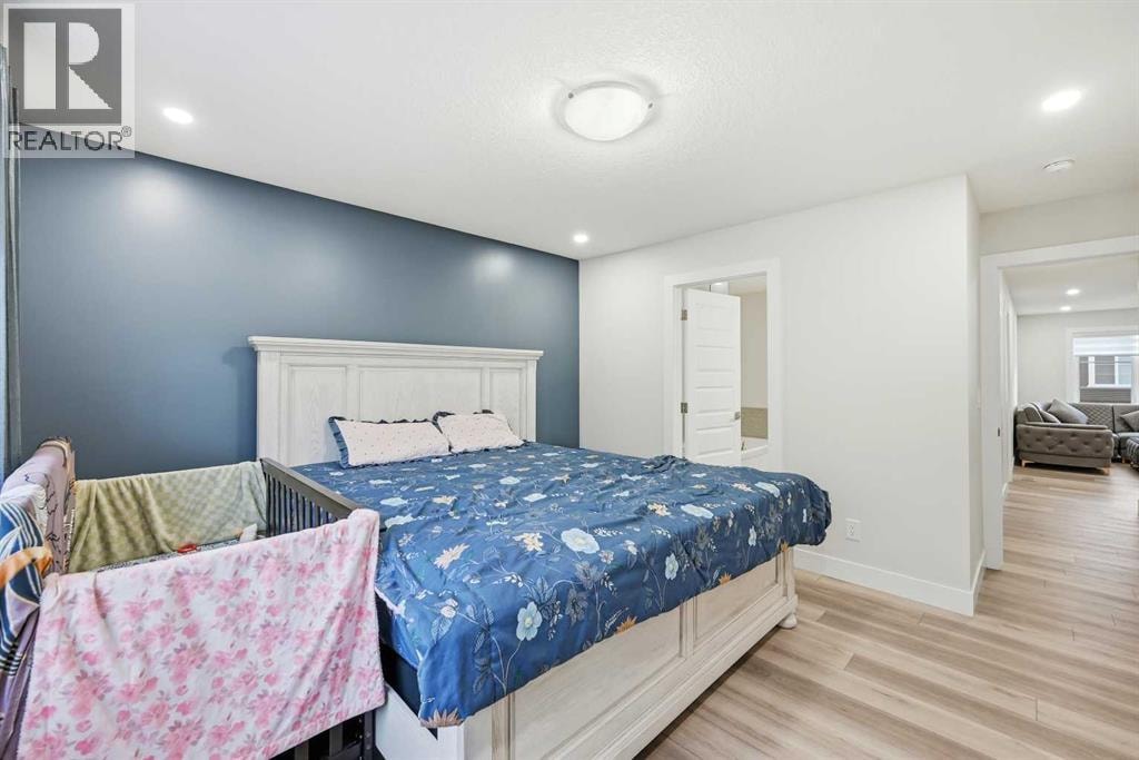 228 Carringham Road — photo 37