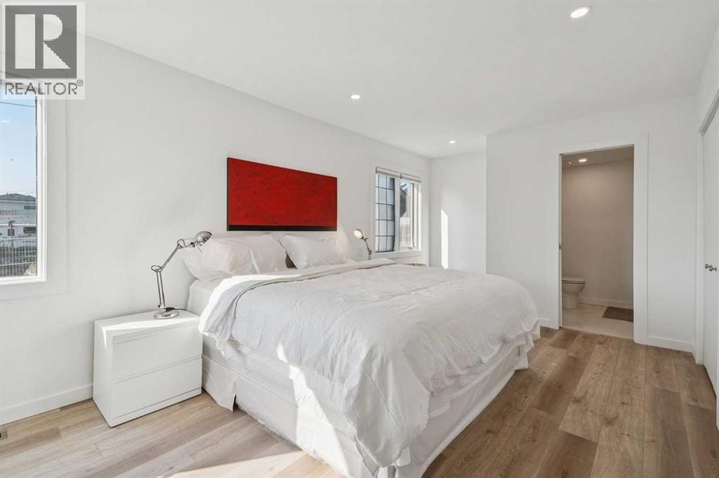 809 9 Street NE — photo 13