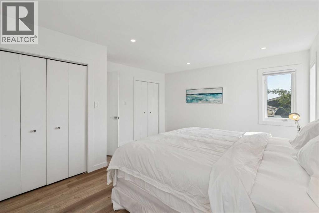 809 9 Street NE — photo 14