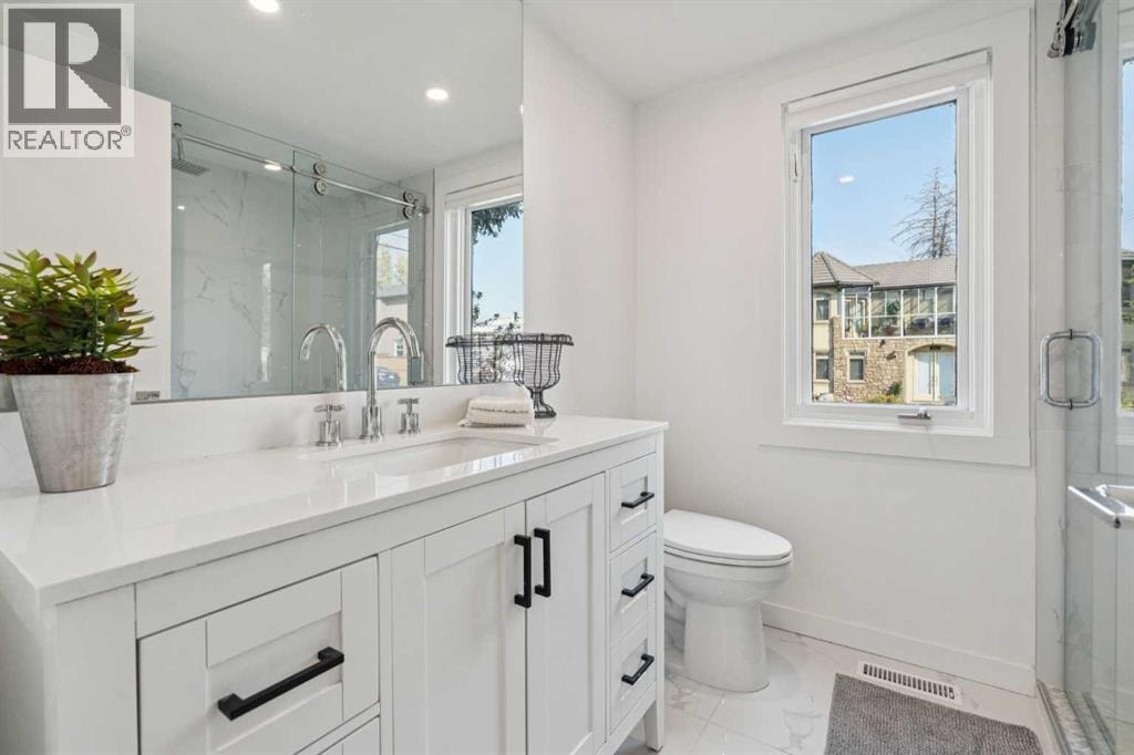 809 9 Street NE — photo 15