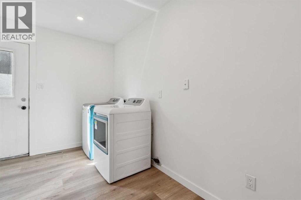 809 9 Street NE — photo 19