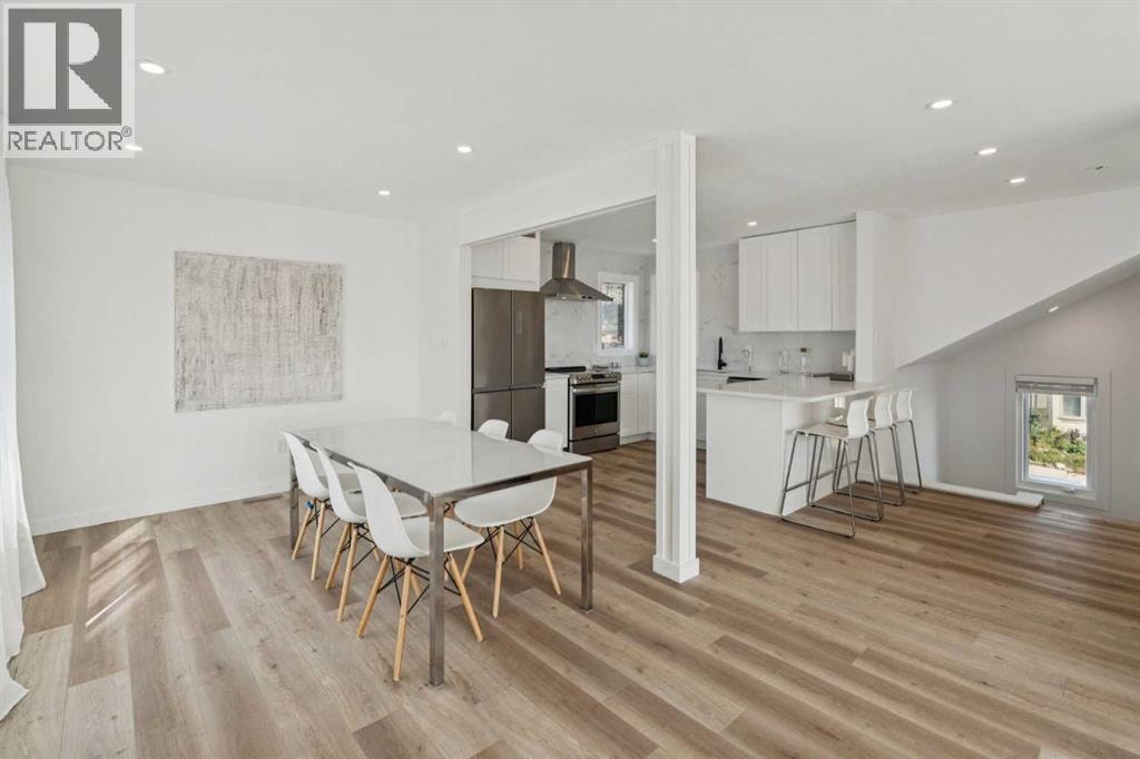 809 9 Street NE — photo 4