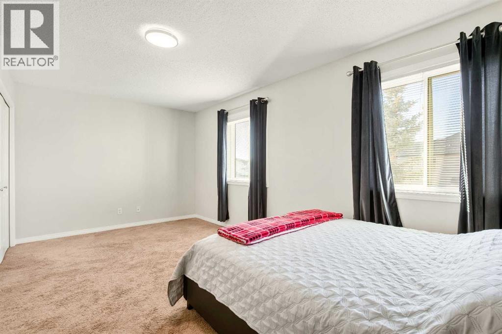 8339 Saddlebrook Drive NE — photo 12