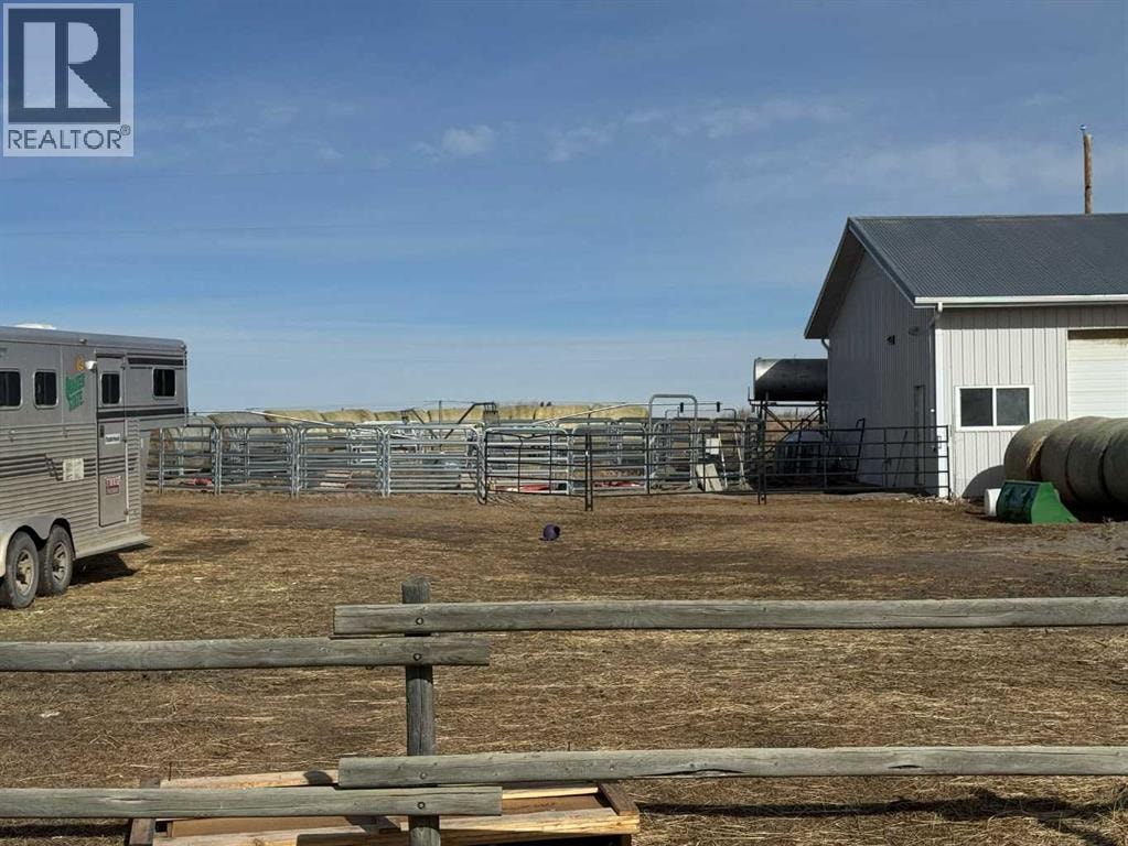 274161 range road 13 — photo 2