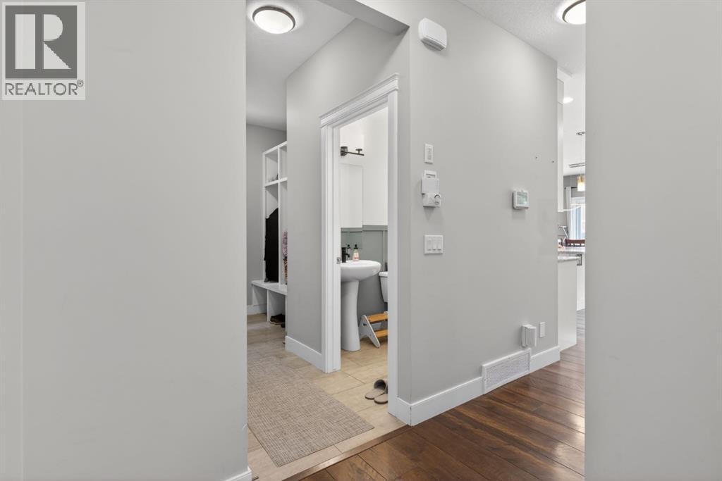 908 Midtown Avenue SW — photo 4
