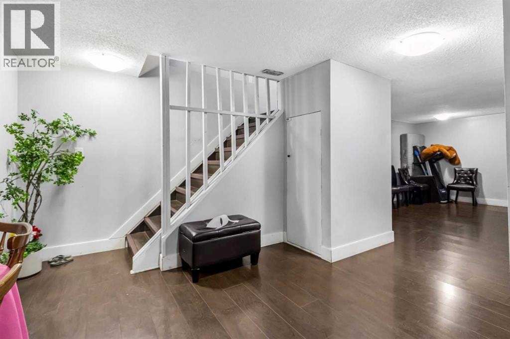 183 Penbrooke Close SE — photo 19