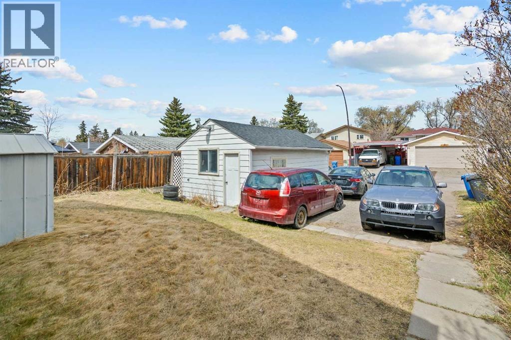 3431 30A Avenue SE — photo 10