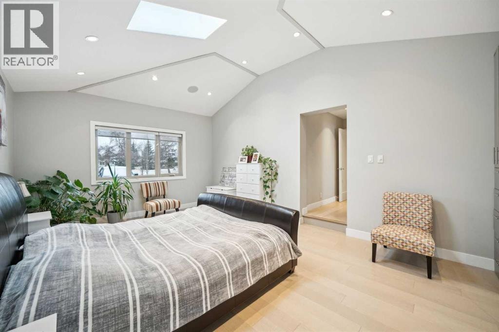 16 MEADOWLARK Crescent SW — photo 15