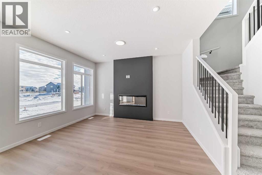374 Corner Glen Way NE — photo 5