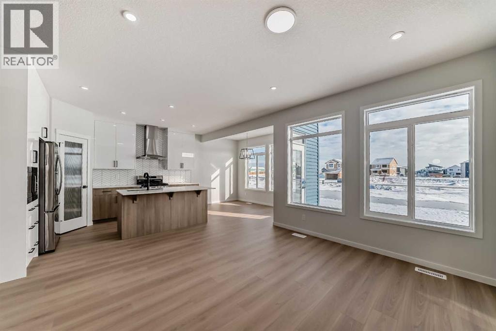 374 Corner Glen Way NE — photo 6