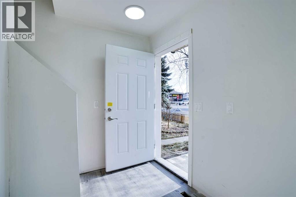 94 Martindale Boulevard NE — photo 13
