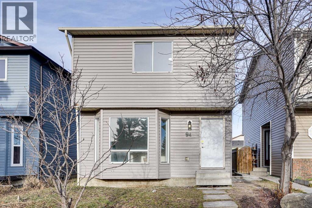 94 Martindale Boulevard NE — photo 2