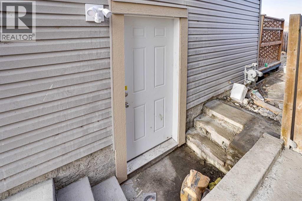 94 Martindale Boulevard NE — photo 4