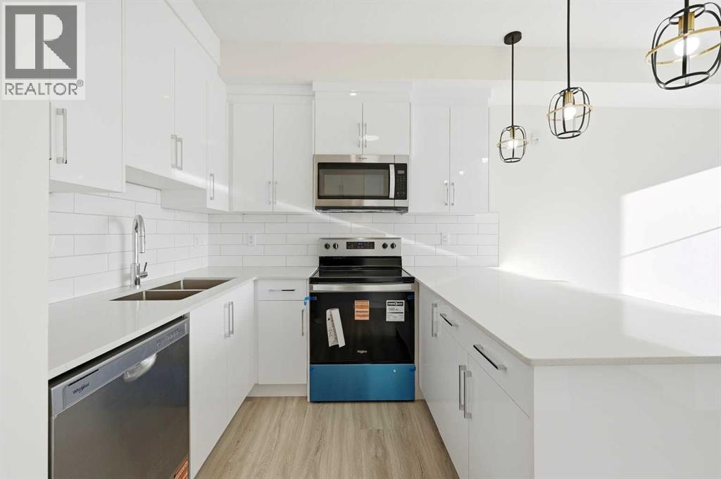2425, 15 Skyview Point Crescent NE — photo 11