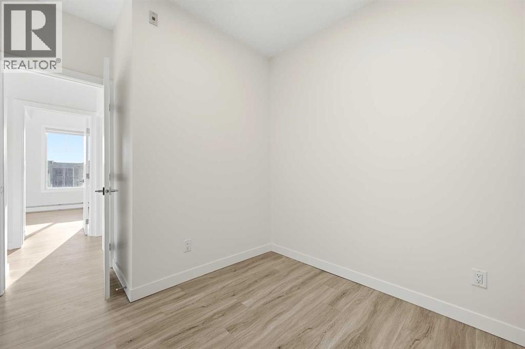 2425, 15 Skyview Point Crescent NE — photo 22